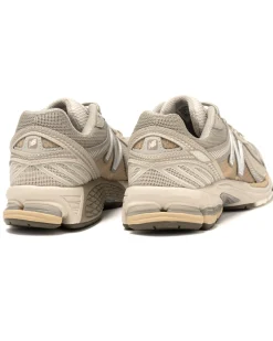 New Balance Ml860Ks2><noscript><img width=