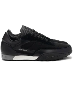 Stone Island Model 202 Football Trainer Black>Men Footwear