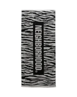 Neighborhood Tigerpattern Bath Towel Grey>Men Home Goods